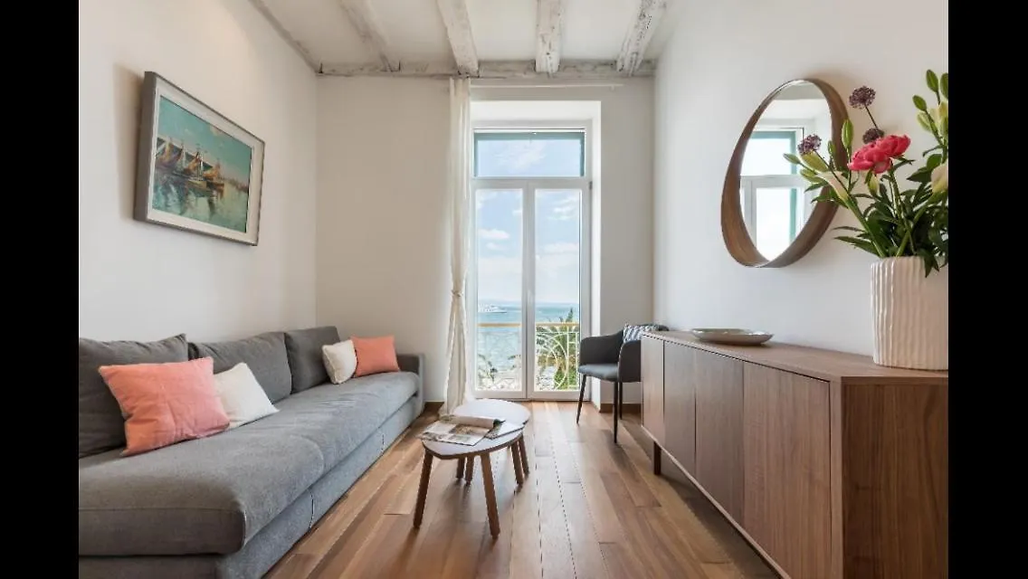 Adriatik Lux Riva Apartment Split