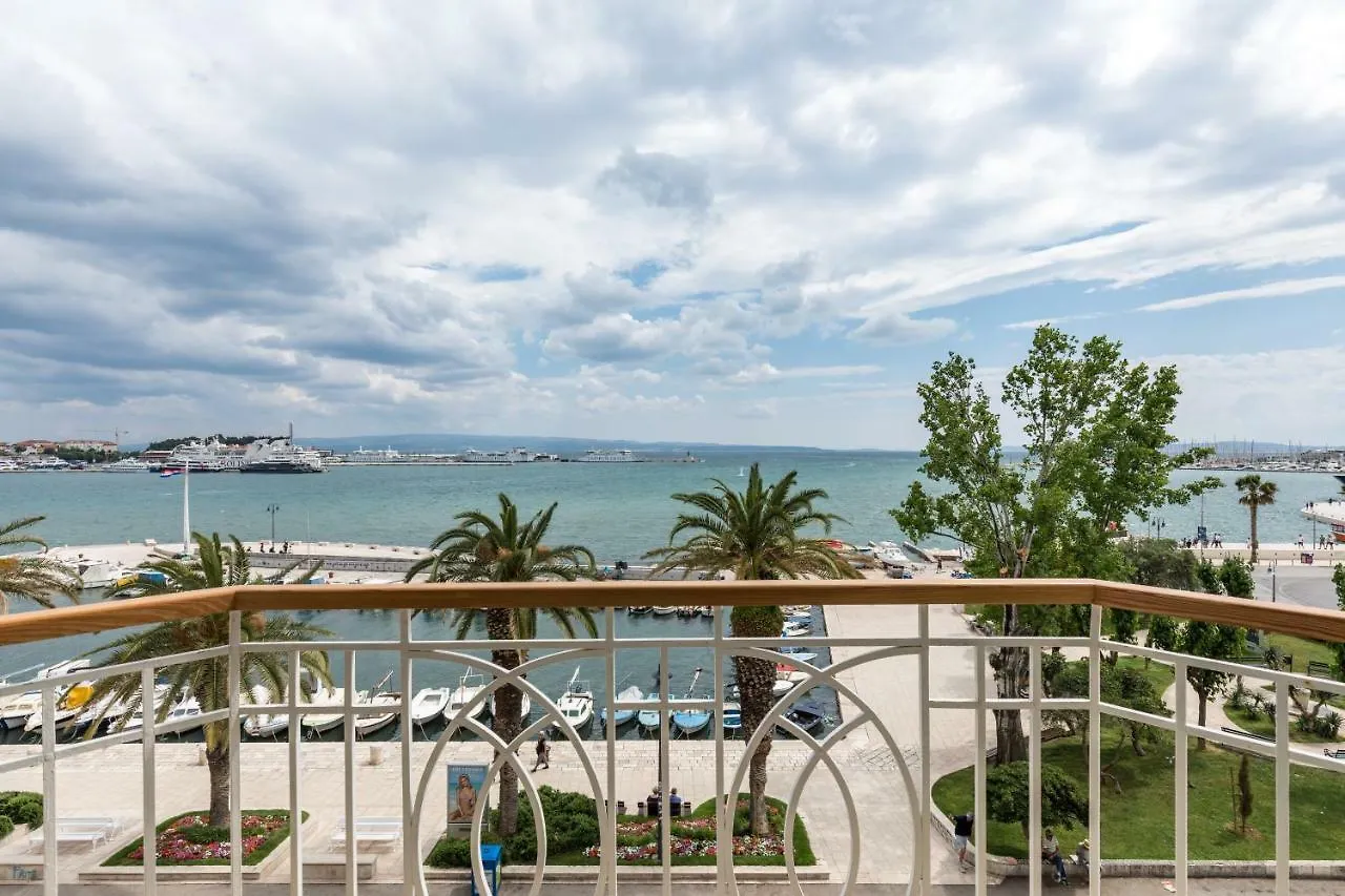 Adriatik Lux Riva Apartment Split